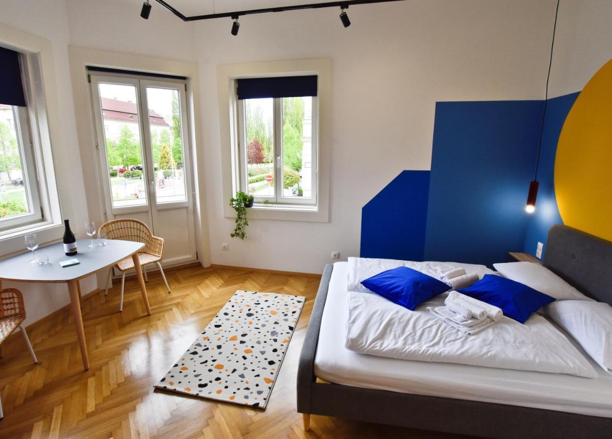 Zachar Apartman Sopron Luaran gambar